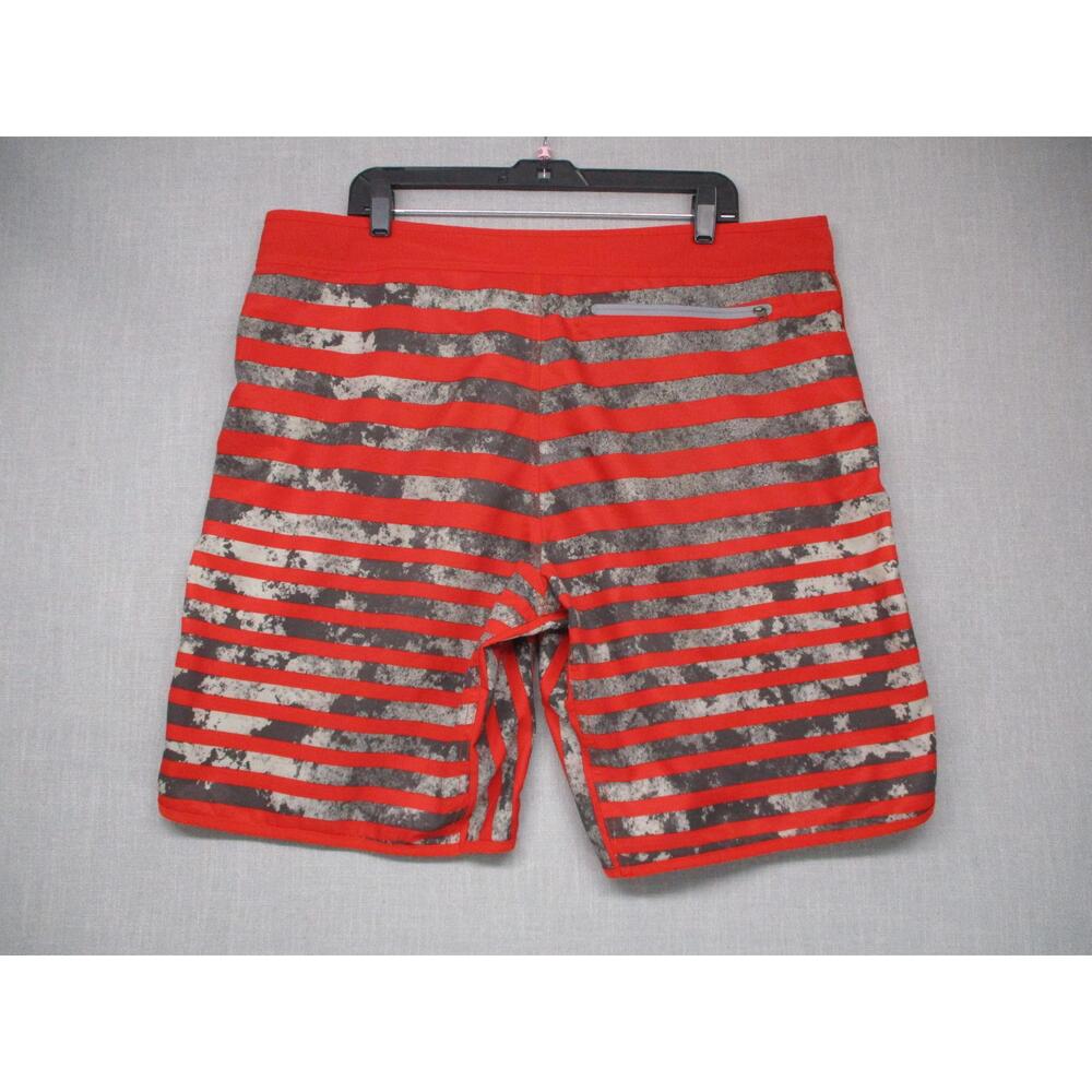The North Face Red Grey Striped Trendy Surf Swim Boardshorts Men Size 38 Regular - Picture 6 of 8
